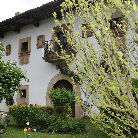 Casona De Trevino Guest House Cosgaya Exterior photo
